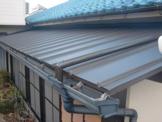 岸和田市 ガルバリューム鋼板屋根葺き替え