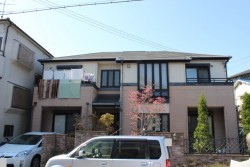 岸和田市加守町の蘇ったスレート板葺きの屋根塗装 現況