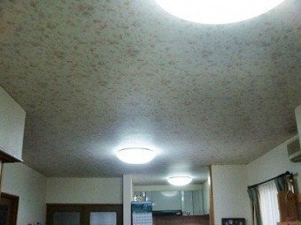 岸和田市真上町の屋根塗装と外壁防水もした外壁塗装とクロス貼替