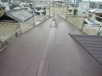 泉佐野市俵屋の屋根塗装で耐久性のある屋根になりました!