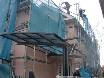 岸和田市下松町の足場解体中