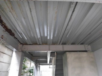 岸和田市春木の駐車スペースの高圧洗浄