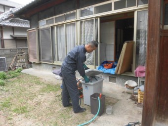 岸和田市土生町の白蟻駆除及び防蟻