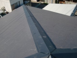 岸和田市の棟板金取付完了