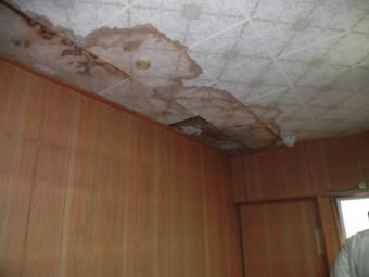 大阪市東住吉区の二階のお部屋の雨漏り