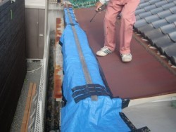 岸和田市の台風で飛散した笠木