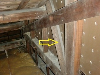 泉北郡忠岡町で筋交い確認
