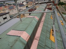 岸和田市の修理後の銅板屋根