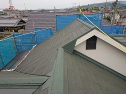 岸和田市の塗装前の屋根