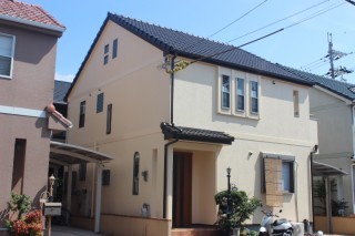 岸和田市西之内町の外壁塗装後の外観
