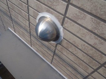 岸和田市尾生町の換気口周りのシーリング打ち替え完了