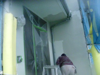 泉南郡岬町の外壁上塗り中