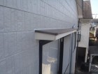 岸和田市の庇の取り合いのシーリングを打ち替え