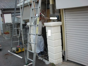 岸和田市のソーラー給湯設備撤去後の清掃