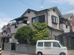 岸和田市八田町で外壁塗装前の状態