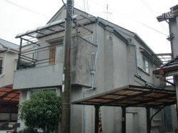 岸和田市極楽寺町のカビ除去もした外壁と屋根塗装 現況
