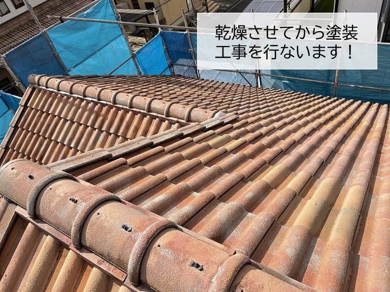 泉南市のモニエル瓦の塗装で大同塗料のハイルーフ（遮熱型）を使用 