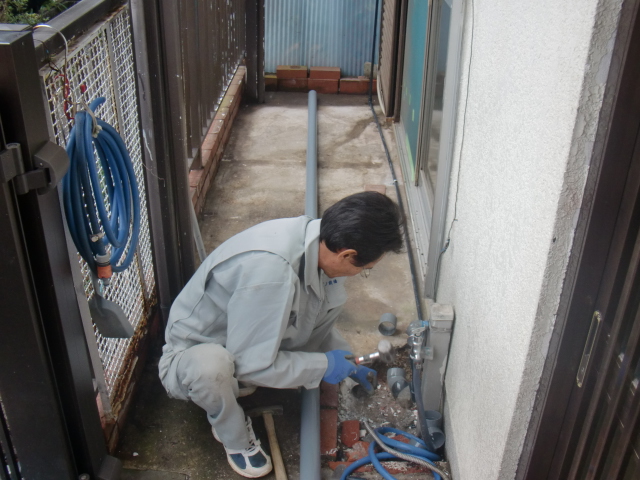 岸和田市土生町の水道工事