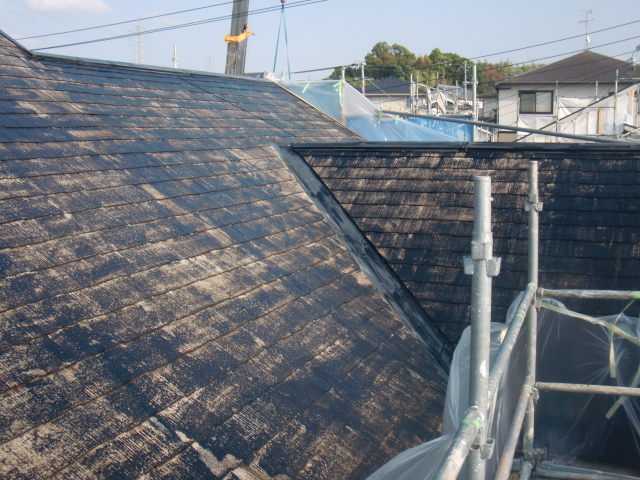岸和田市岡山町の屋根下塗り完了