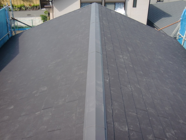岸和田市吉井町のスレート瓦に葺き替えた屋根
