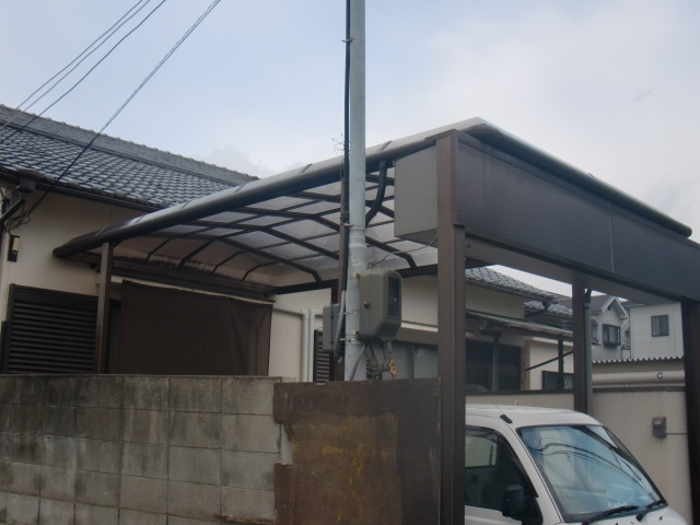 岸和田市吉井町のカーポートの屋根補修