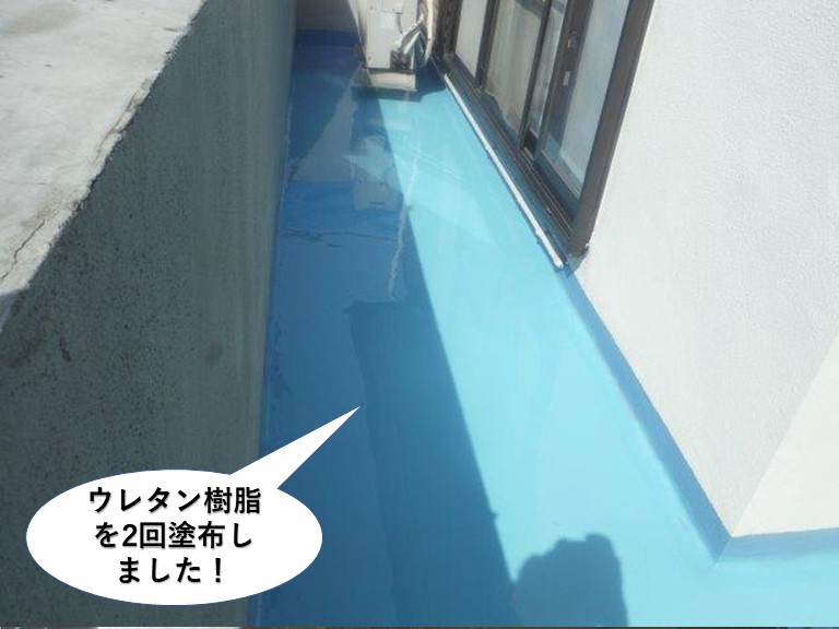 岸和田市のベランダにウレタン樹脂を2回塗布しました