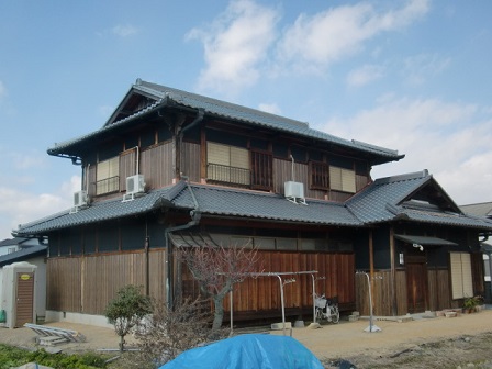 岸和田市東大路町の淡路産特上和瓦の屋根の葺き替え
