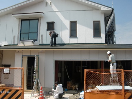 岸和田市上松町の外壁塗装で防水処理の工程