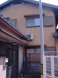 岸和田市春木本町のしっかりとひび補修もした外壁塗装