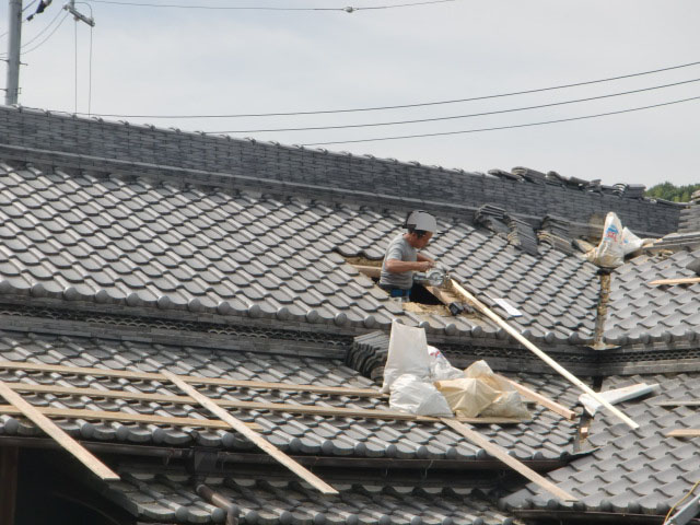 岸和田市内畑の天窓設置工事