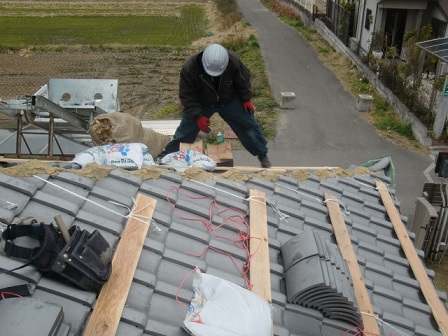 岸和田市東大路町の和瓦の屋根の葺き替え工事7日目