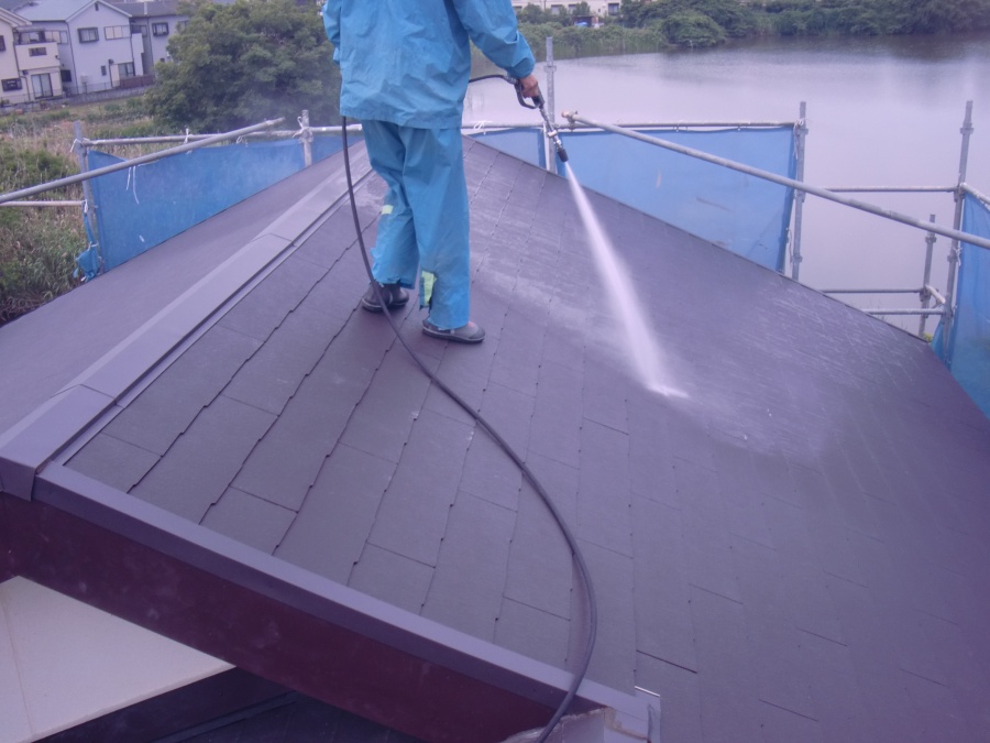 岸和田市土生町の葺き替えた屋根の洗浄
