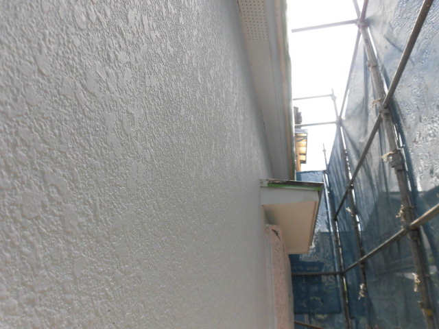 岸和田市吉井町の外壁下塗り完了