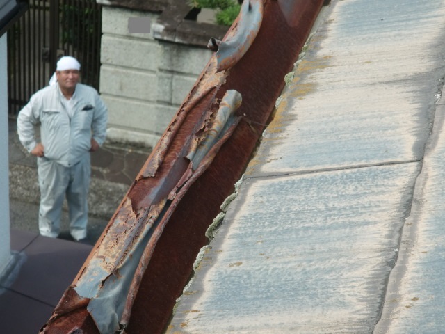 泉大津市の屋根の幕板現況