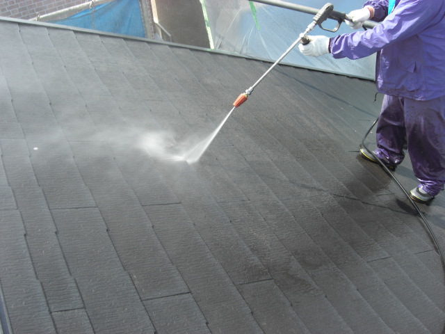 貝塚市半田の屋根の高圧洗浄