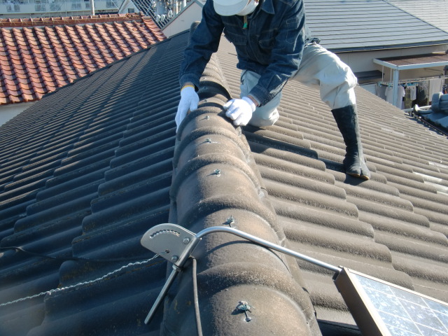 和泉市で屋根の修理工事を引っかけ桟瓦葺きで施工したK様邸！