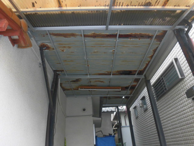 堺市中区のガレージの屋根現況