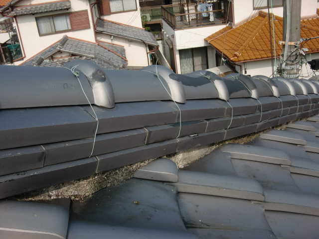 泉南市樽井の屋根の漆喰状況