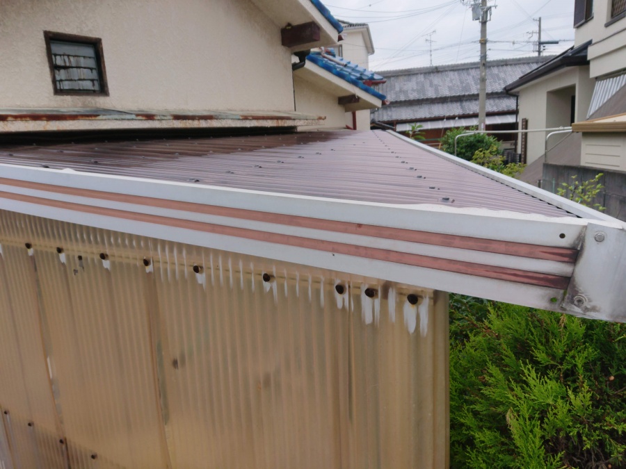 岸和田市のテラスの波板張替え完了