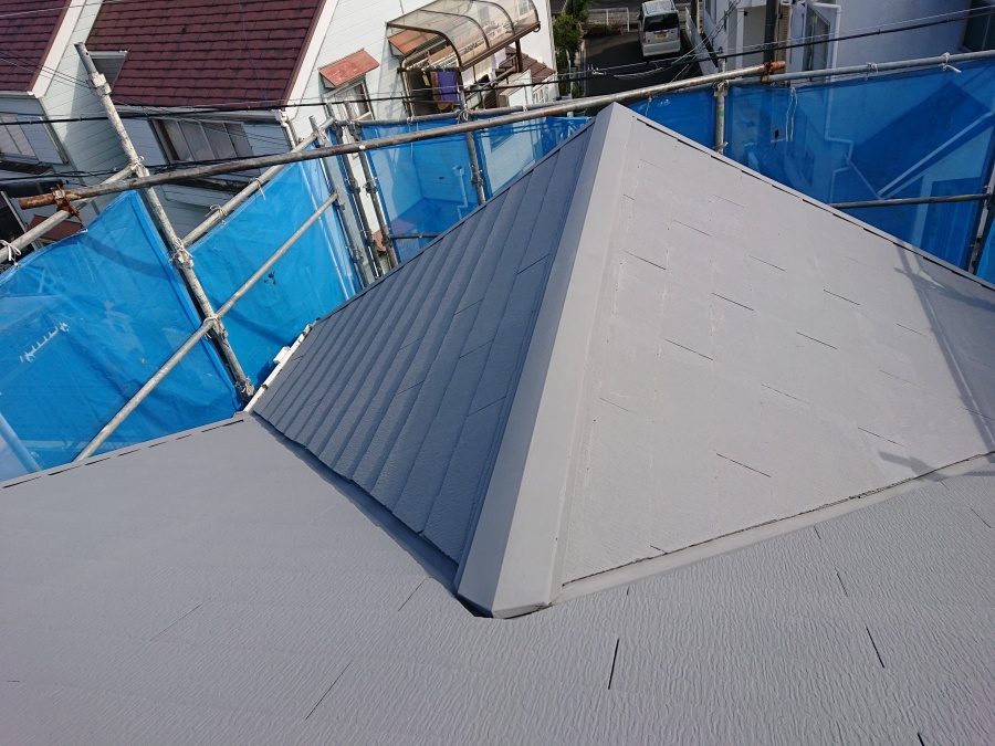 岸和田市の屋根の板金も塗装