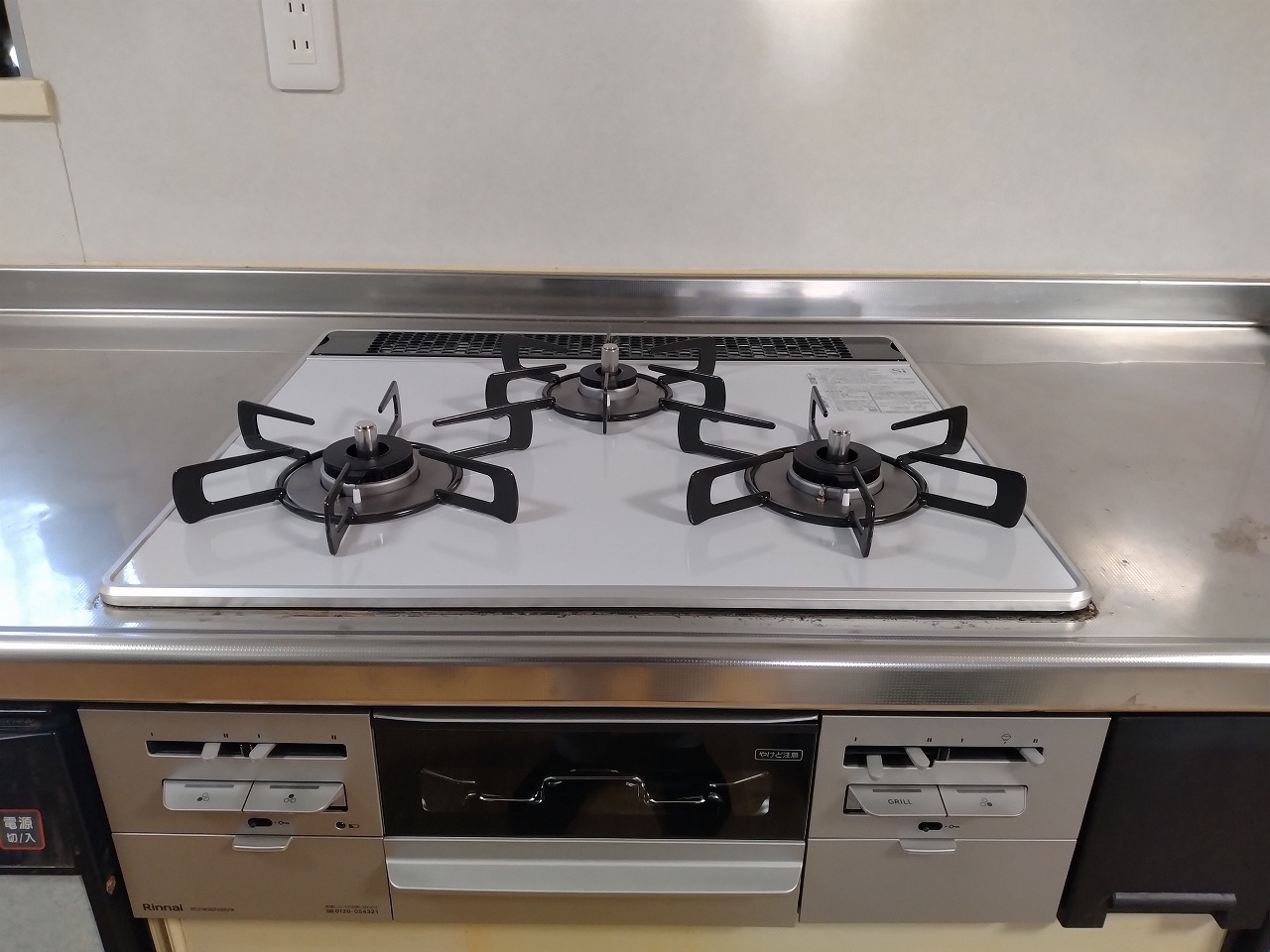 和泉市でビルトインコンロ入れ替え