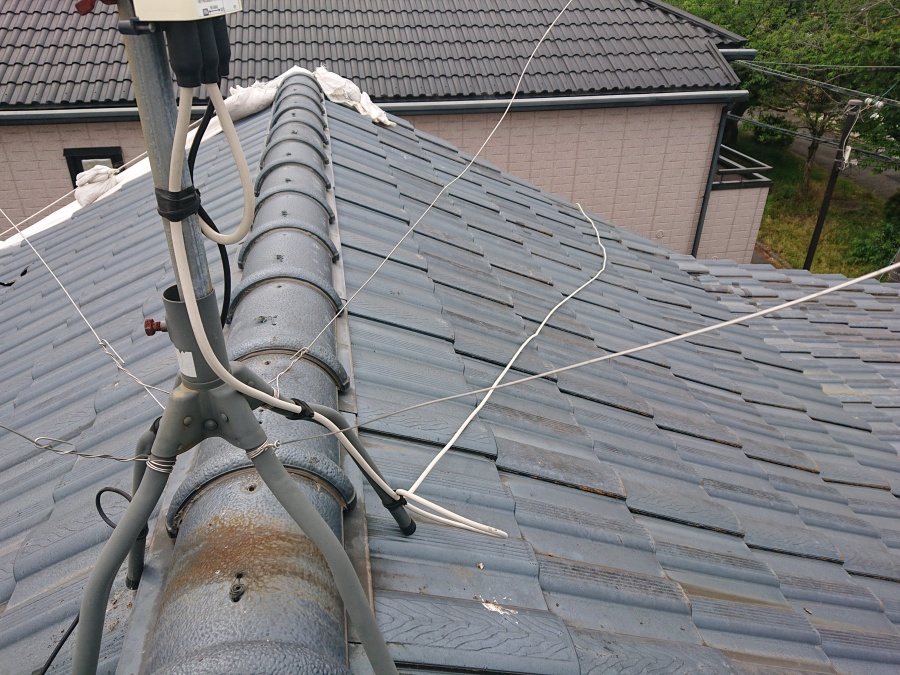 泉佐野市の修理前の屋根