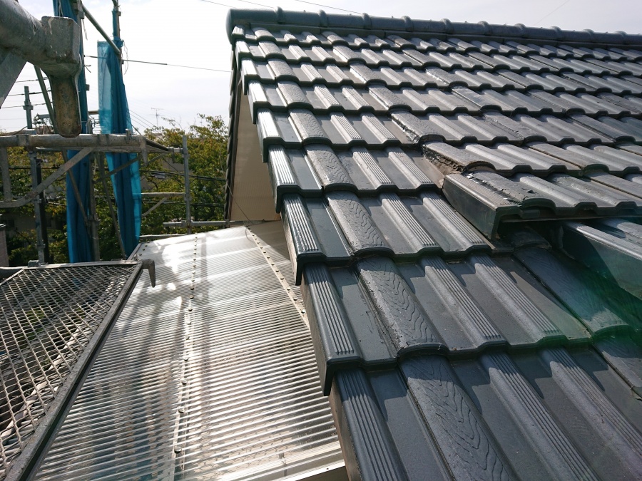 泉佐野市の台風被害に遭った屋根の修理完了