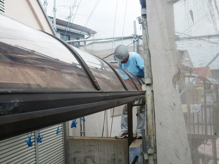 岸和田市極楽寺町の外壁と屋根塗装の足場撤去とテラス屋根交換