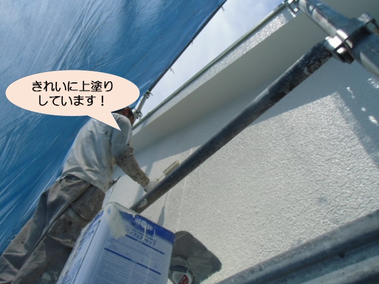 岸和田市春木本町で外壁の上塗り