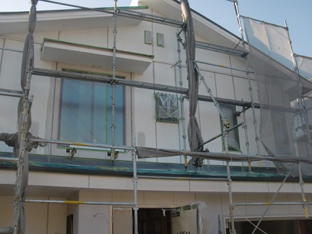 岸和田市上松町の外壁塗装で下地処理の工程