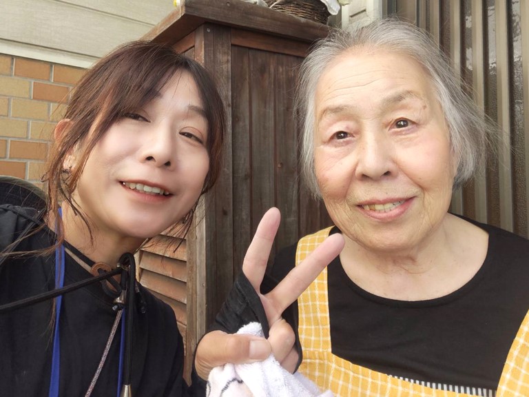 岸和田市 H様との記念写真