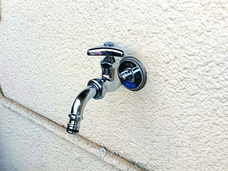 岸和田市 外付け水栓完成