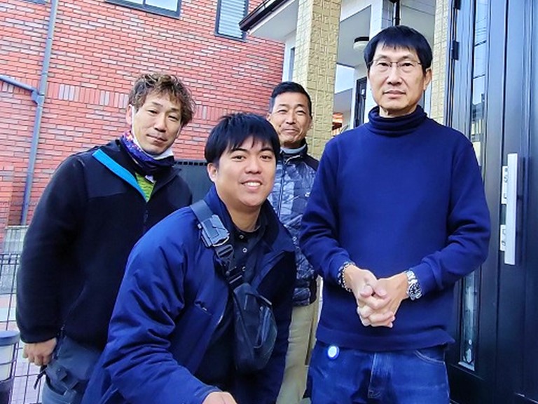岸和田市S様との記念写真