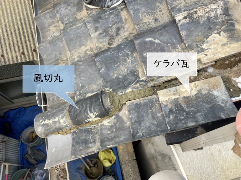 岸和田市で瓦の葺き直し工事を行い棟瓦も積み直しました！